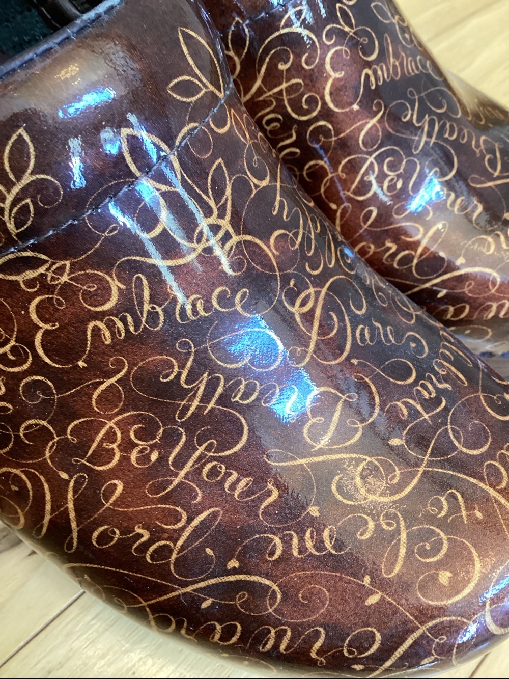 Dansko 20th Anniversary limited edition inspirational quote professional clogs - Picture 15 of 16